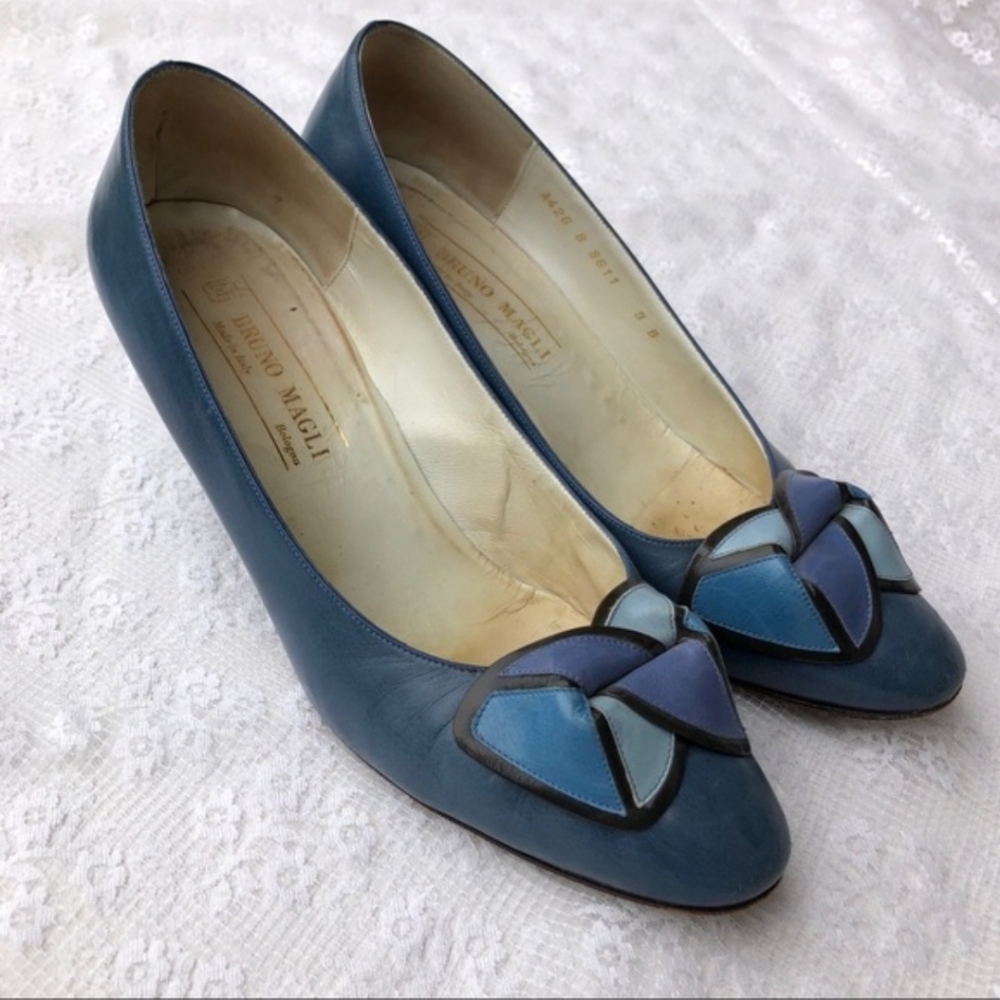 Vintage Bruno Magli High Heels with Knot Detail - Picture 2 of 15